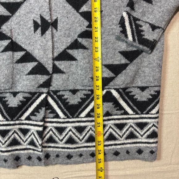 NWT Frye Cozy Open Front Yarn Jacquard Southwestern Patterned Cardigan Sz 2XL - Picture 4 of 6